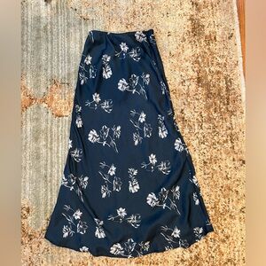 Urban outfitters blue and white tropical floral print maxi skirt